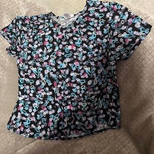 Scrub Star XL top